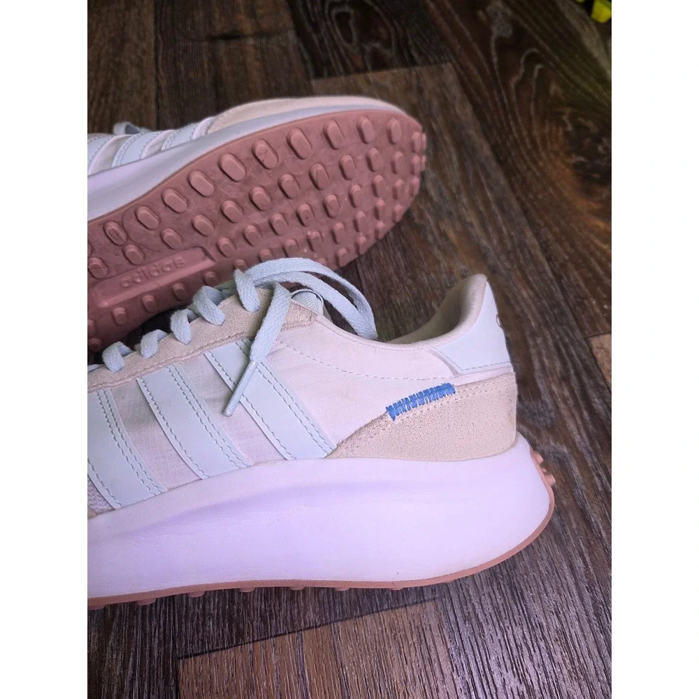 Adidas Retropy F2 Womens Size 9.5 Sneakers Wonder Quartz White - Picture 3 of 7